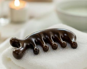 Gua Sha Scalp Comb-Gold Sandalwood Hair Growth Tool,Meridian Acupressure Massage, Natural Wooden Scalp Massager for Relaxation & Circulation