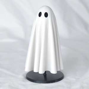 Swaying Ghost Home Decor, Spinning Standing Ghost, Halloween decoration, Gothic Home Decor, Halloween Decor, Spooky Fall Decoration