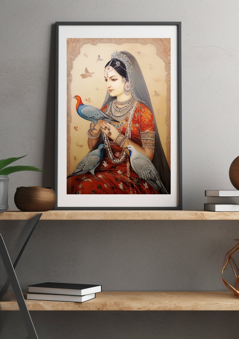Puede incluir: Una pintura de una mujer con un vestido rojo y dorado con velo, sosteniendo tres p&aacute;jaros. Los p&aacute;jaros son una paloma azul y roja, una paloma gris y una paloma blanca. La mujer lleva muchas joyas y tiene una expresi&oacute;n serena en su rostro.