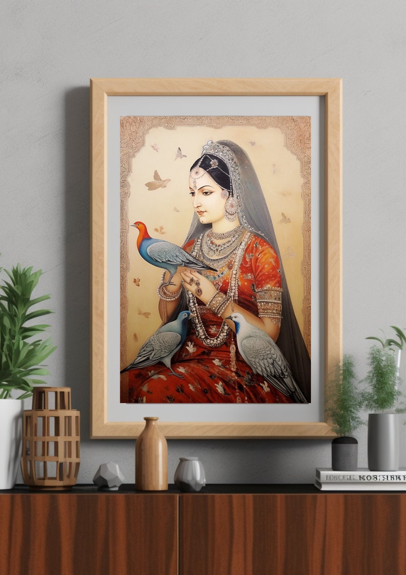 Puede incluir: Una pintura de una mujer con un vestido rojo y dorado que sostiene tres p&aacute;jaros. La mujer lleva un velo y joyas. Los p&aacute;jaros son una paloma azul y roja, una paloma gris y una paloma blanca.