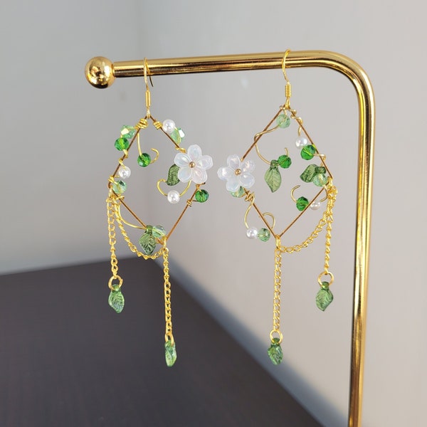 Green Forest Fairy Earrings | Enchanted Forest Vine Dangle Drop Earrings | Asymmetric Elf Earrings
