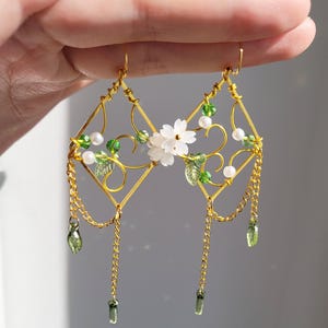 Green Forest Fairy Earrings | Enchanted Forest Vine Dangle Drop Earrings | Asymmetric Elf Earrings  | Bridal Earrings