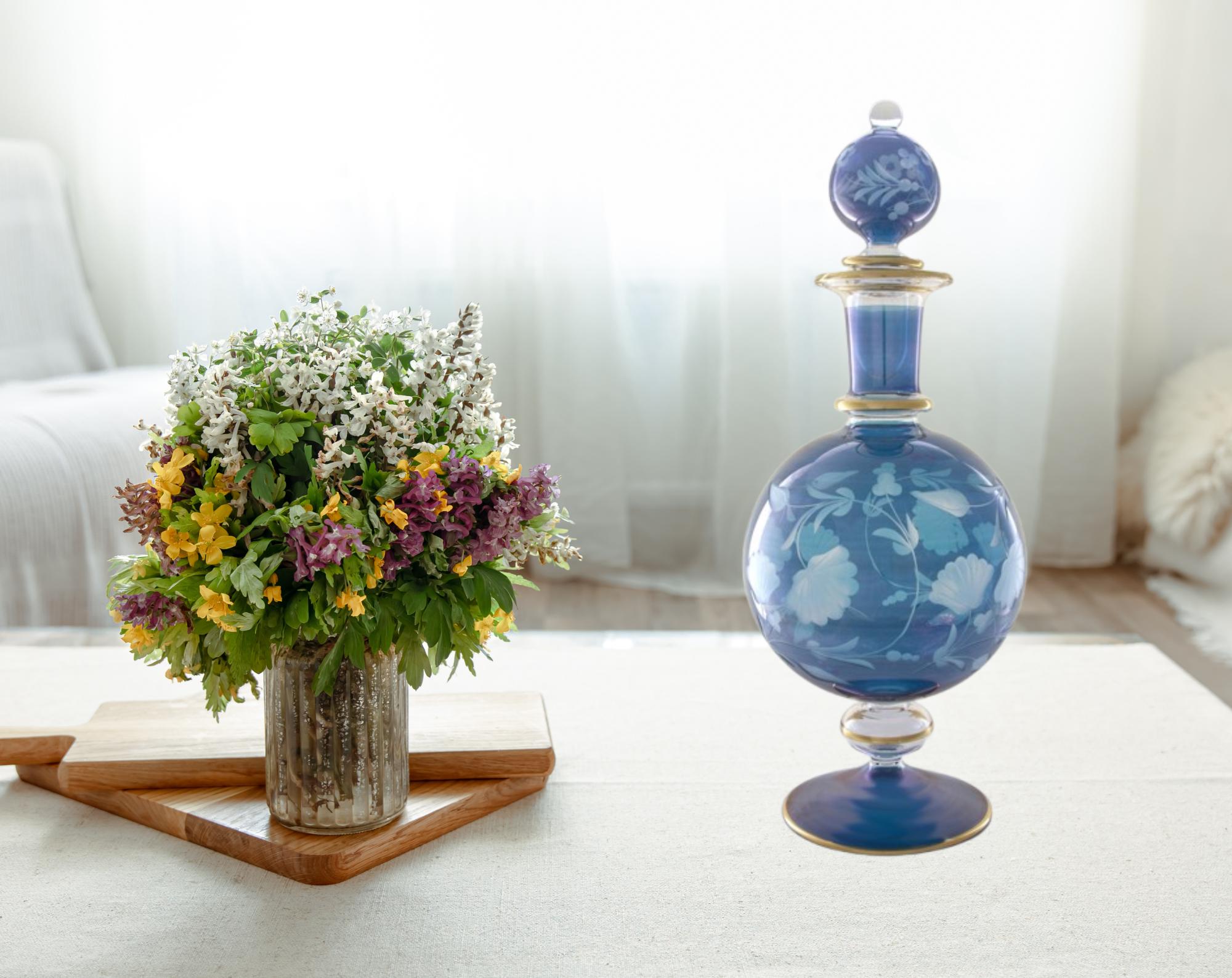手吹きブルーガラスピッチャー - 花柄エッチング職人デキャンタ - Etsy