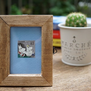 Sello de Moomin enmarcado, emitido en enero de 2021. Un regalo memorable para cumpleaños, aniversarios o días especiales.