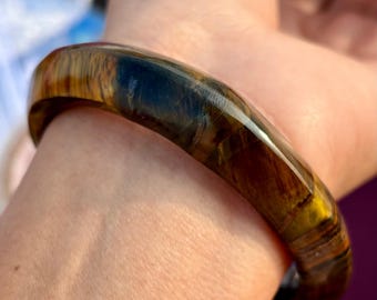 Brazalete de ojo de tigre natural: joyería protectora para mujer