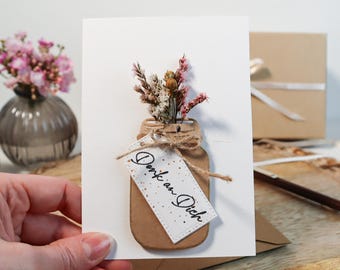Card with real flowers, kraft paper greeting card, thinking of you, congratulations card with dried flowers, bouquet of flowers