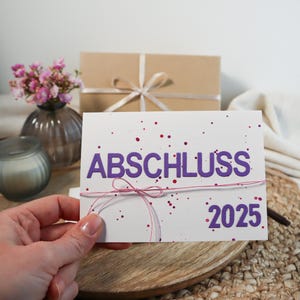 Karte zum erfolgreichen Abschluss in lila, Geldgeschenk zum Schulabschluss, Karte zur bestandenen Prüfung, Glückwunschkarte zum Abitur