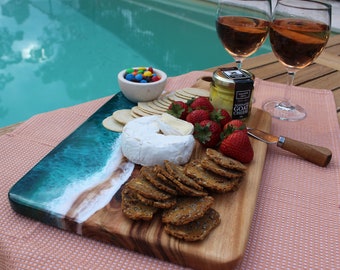 Ocean Art Resin Cheese Board - Wide Paddle