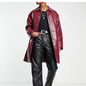Men&#39;s Red Solid Casual Crocodile Textured Leather Trench Coat / Long Coat, Men&#39;s Red Leather Long Coat, Men&#39;s Red Leather Over Coat