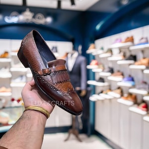 Men&#39;s Bespoke Italian Brown Hand Painted Python Anconda Cobra Effect Fringed Genuine Leather Moccasin Loafer, Python Leather Loafers Men