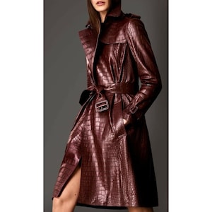 Women Burgundy Red Croc Print Solid Double Breasted Leather Trench Coat, Women Burgundy Alligator Embossed Leather Long Coat,Red Trench Coat