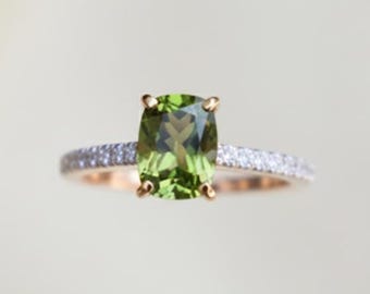 Natural Tsavorite ring, Cushion cut tsavorite ring, 14k Yellow Gold ring, Tsavorite garnet ring, green garnet ring, Tsavorite band ring