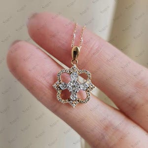 Natural Diamond Halo Necklace in 14K Gold/ Modern Minimalistic Diamond Pendant/ Wedding Bridal Necklace/ Anniversary Gift For Her