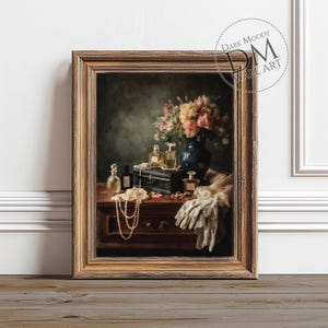 Kokette Raumdekor, Vintage druckbare dunkle launische Wandkunst, Perlen und Parfüm-weiblicher Stillleben-Druck, digitaler Download