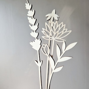 Bouquet of wooden flowers