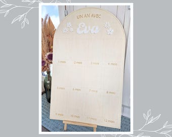 Large wooden panel (80x50cm) for photos (10x15cm) My First Year - Poster for baby photos - Children's room - 1 year birthday