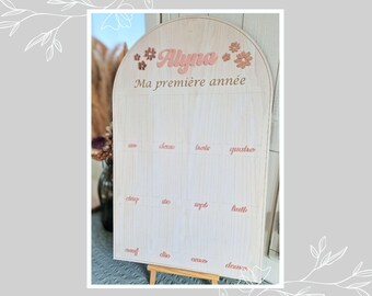 Large wooden panel (80x50cm) for photos (10x15cm) My First Year - Poster for baby photos - Children's room - 1 year birthday