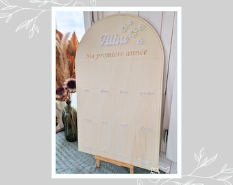 Large wooden panel (80x50cm) for photos (10x15cm) My First Year - Poster for baby photos - Children's room - 1 year birthday