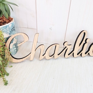 Nombre de madera personalizado - decoración de la habitación del niño - cartel de nombre recortado