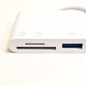 USB C SD Kartenleser Adapter, Hub 3 in 1, Typ C zu usb 2.0 + SD + Micro sd, tf Adapter, tf Memory Card Reader, weiß