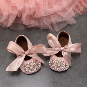 Baby gold cheap shoes uk