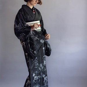 Kimono ‘cemetery-go-round’ / yukata / plus size