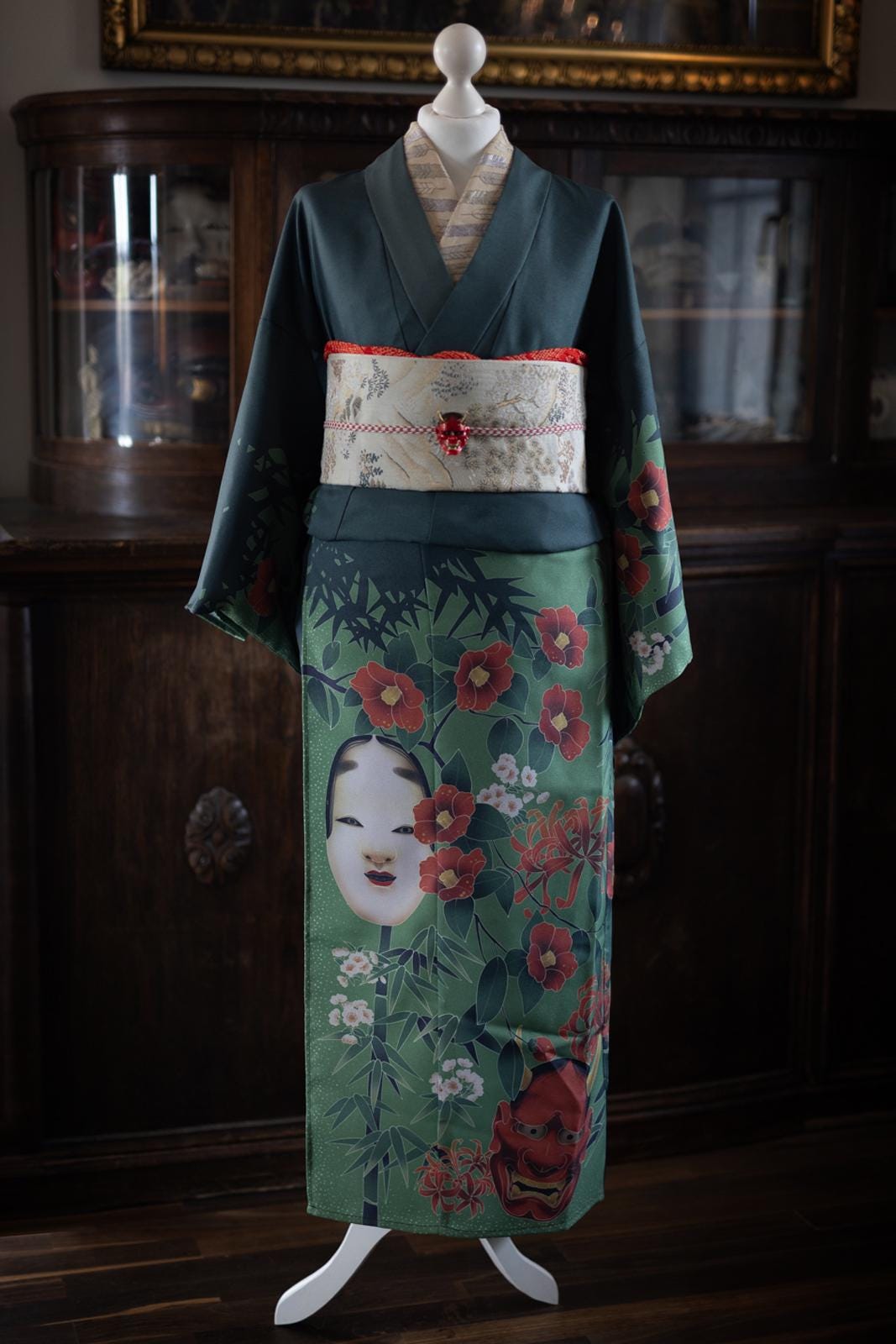 Women Tsubaki Yukata Robe and Obi Belt Set | Japanese Kimono