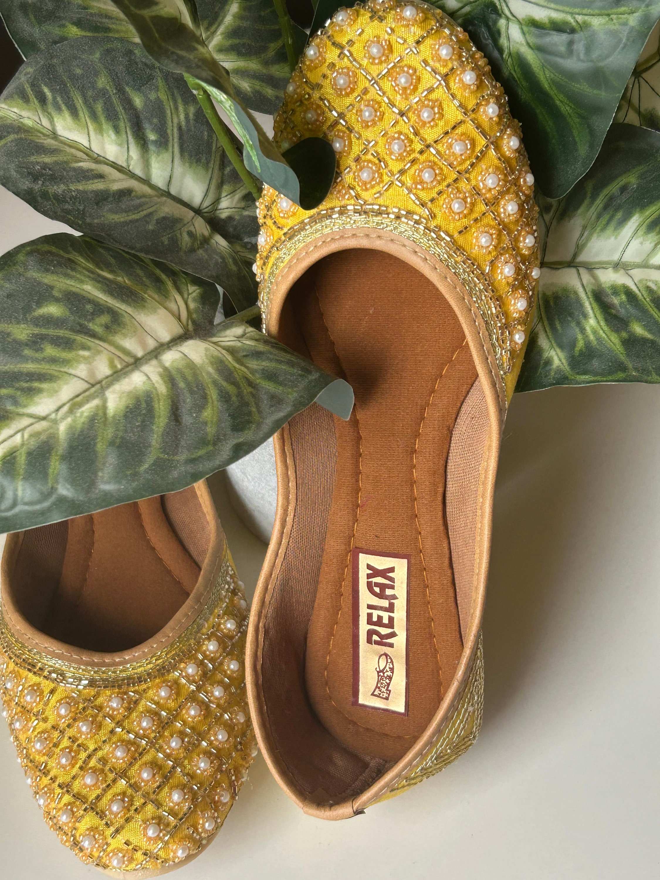 Yellow Jutti - Etsy
