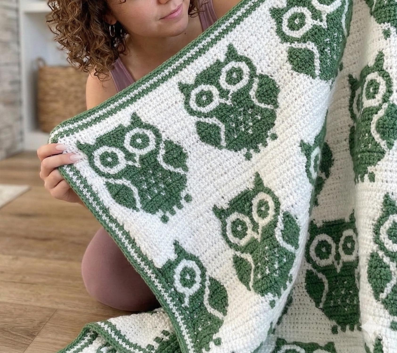 30 Owl Blanket Crochet Patterns for Cozy Gifting and Woodland Charm 14 Forest Green Owl Mosaic Blanket