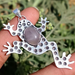 Naturalny Feng Shui Rose Quartz Frog Gemstone Healing Pendant, Good Luck 1 PC Pendant, Boho Jewelry, Leczenie lęku, depresji, porażki