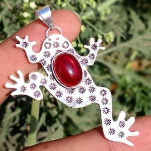 Wow Feng Shui Czerwony Granat Żaba Kamień Uzdrawiający Wisiorek, Powodzenia 1 PC Wisiorek, Biżuteria Boho, Uzdrawianie Lęku, Depresji, Porażki