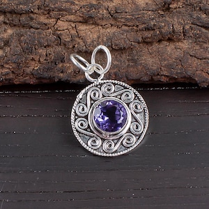 Elegant Iolite pendant Blue gemstone pendant handmade pendant necklace 925 sterling silver pendant Fine Jewelry Gift for her/him Anniversary
