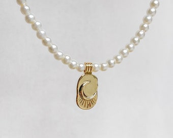 Ras de cou en perles et pendentif lune | Plaqué or 18 carats, collier ras de cou femme, collier de perles, collier zodiaque céleste, pendentif lune, cadeau pour elle