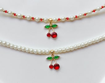 Collier de perles cerise | Collier cerise, collier de fruits, collier de perles, plaqué or 18 carats, collier cerise rouge, collier d'été, cadeau pour elle