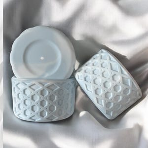 Spring Blue & White Swirl | Waffle | Silicone Tumbler Boot