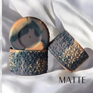 Urban Smoke Matte | Flora | Silicone Tumbler Boot