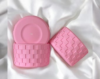 Light Pink Checkers | Silicone Tumbler Boot