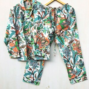 Indian Floral Print Pajama Set, Handmade Pajamas, Adult Pj Set, Women Pj Dress, Long Pajama set, Bridal Party Pjs, Sleep Wear, Night Dress