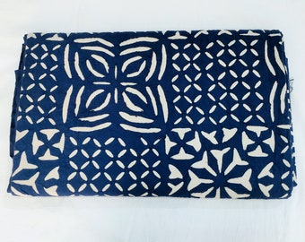 Drap de lit queen-size appliqué à la main : couvre-lit en coton indien (90 x 108 po.)
