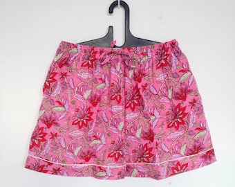 Pink Floral Printed Cotton Summer Shorts: Lightweight Beach wear shorts