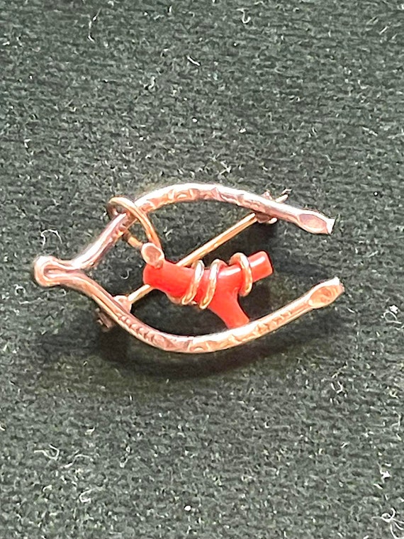 Antique Wishbone Coral Design Pin - image 1
