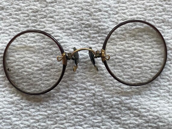 Antique eye glasses spectacles - Gem