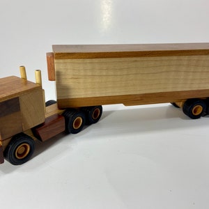 COE Truck with Reefer Trailer - Custom Wooden Model