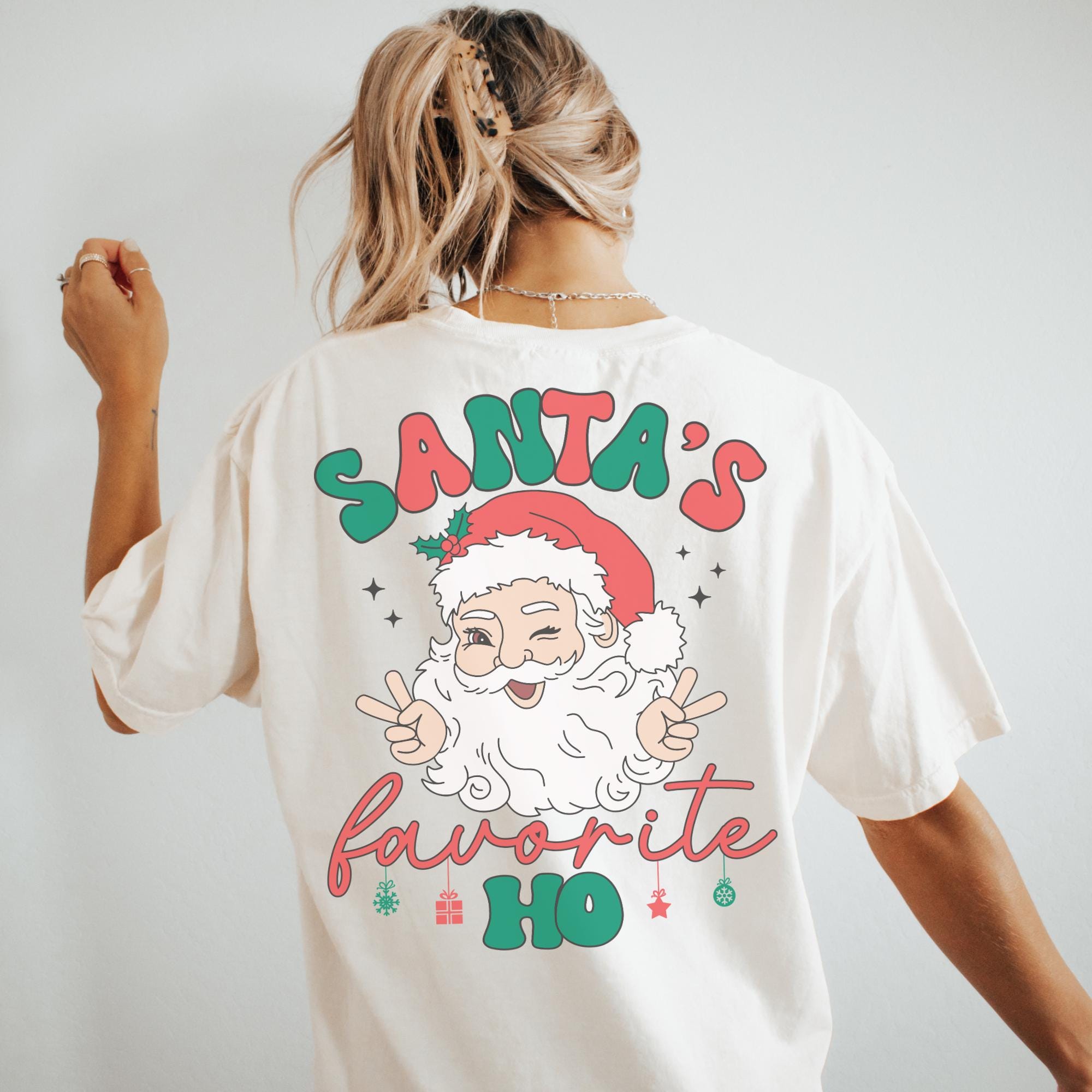 Santa's Favorite Ho Shirt: Funny Christmas Back Print Tee - Etsy