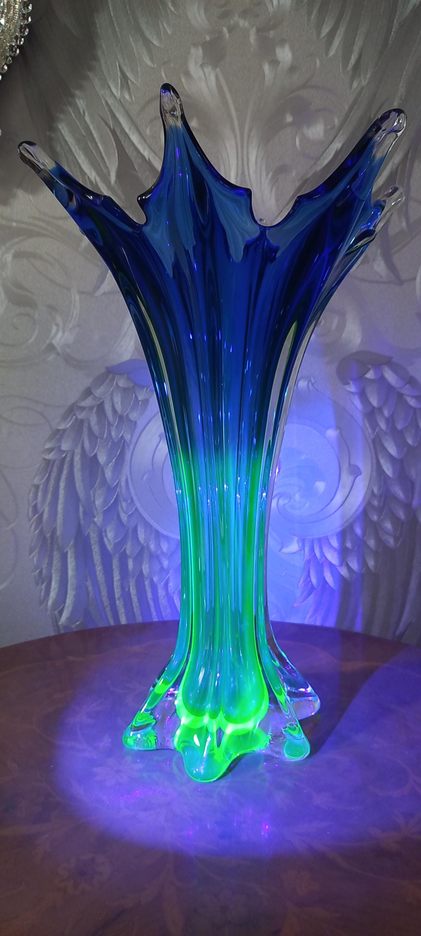 ヴィンテージ ムラーノ花瓶 ウランガラス - Etsy 日本