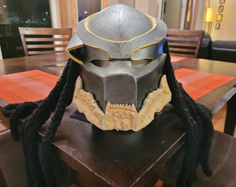 プレデター使者マスク（ハロウィン前に到着予定） - Etsy 日本