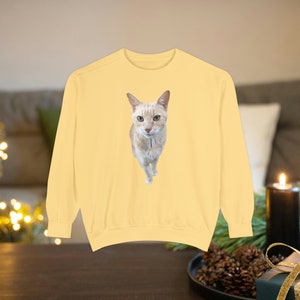 Ginger Cat Premium Cozy Sweatshirt For Tabby Cat Orange Cat Lovers and Cat Person, Cat Mom, Classy Kitty Present