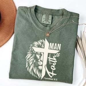 Men&#39;s Christian Faith T-Shirt: Corinthians Inspired Religious Apparel, Perfect Gift for Believers