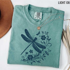 Womens Dragonfly Floral Tshirt,Boho Dragonfly Tee,Nature Lover Shirt,Garden Lover Gift,Botanical Shirt