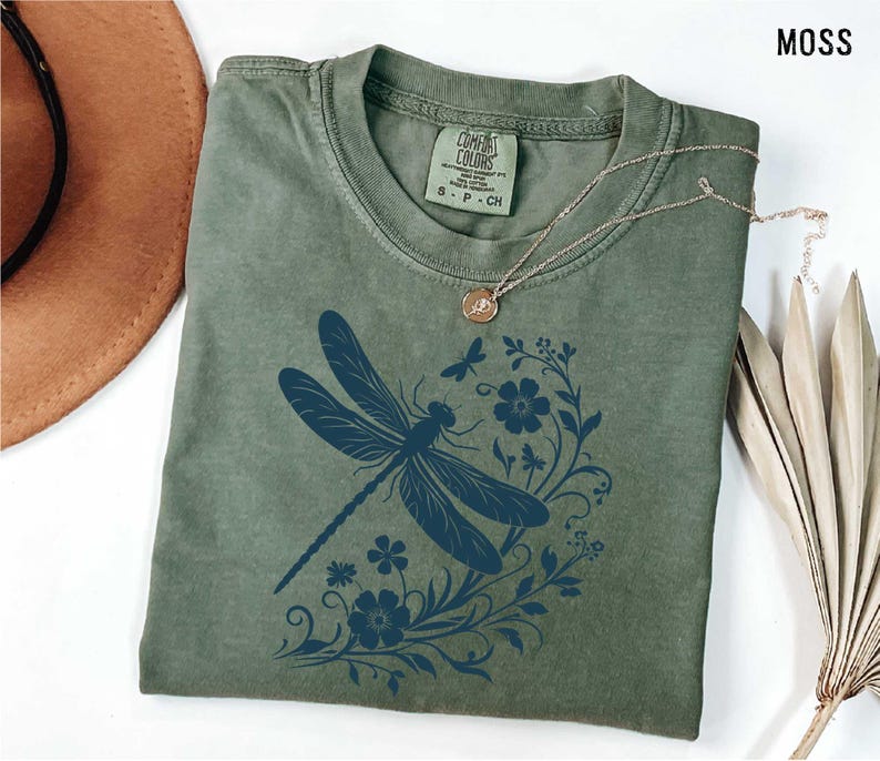 Womens Dragonfly Floral Tshirt,Boho Dragonfly Tee,Nature Lover Shirt,Garden Lover Gift,Botanical Shirt